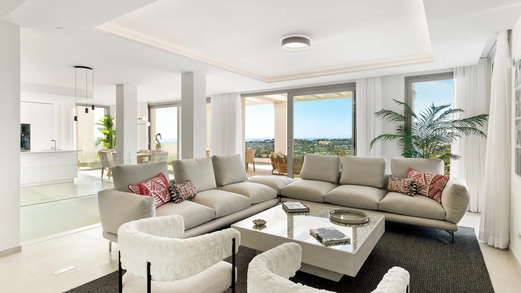 <p>Interior photo</p>