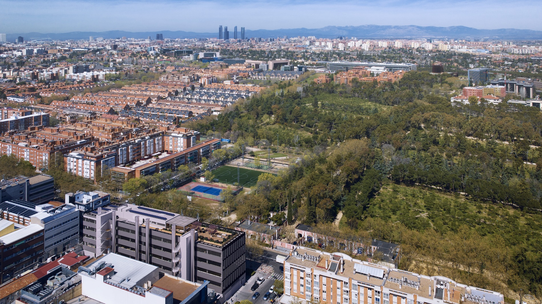 <p>Aerial view</p>